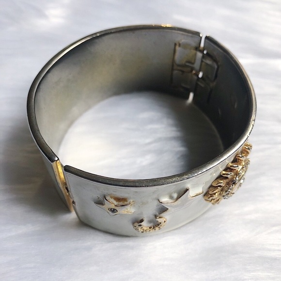 White wide galaxy bracelet - Picture 3 of 3